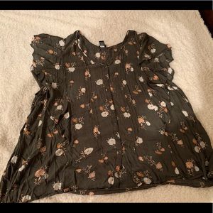 Torrid green flower shirt